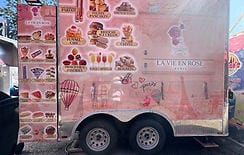 La Vie En Rose — Crepes / Cafe food truck at World Food Trucks